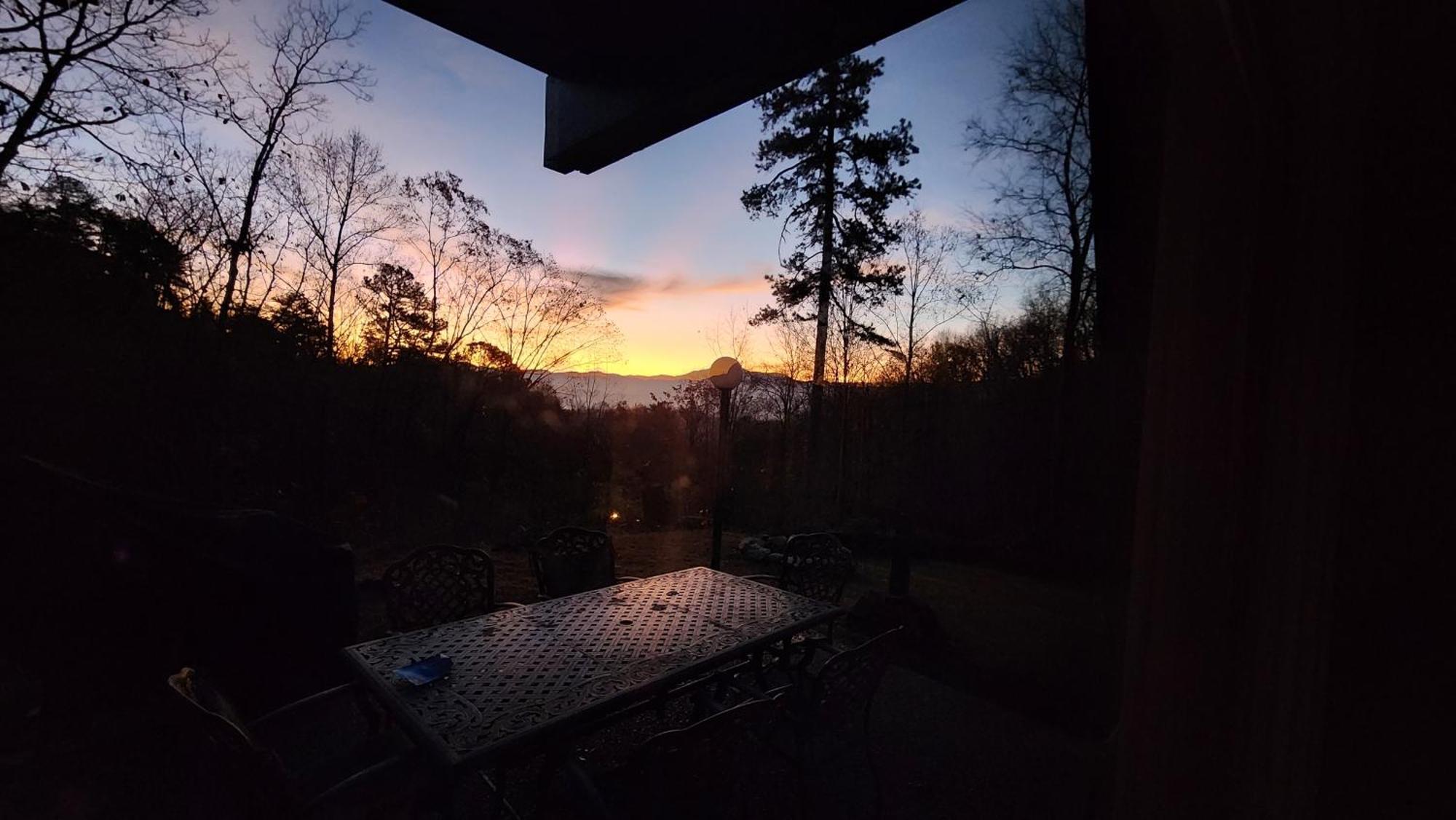 Lazy Bear Cabin Sevierville Ngoại thất bức ảnh