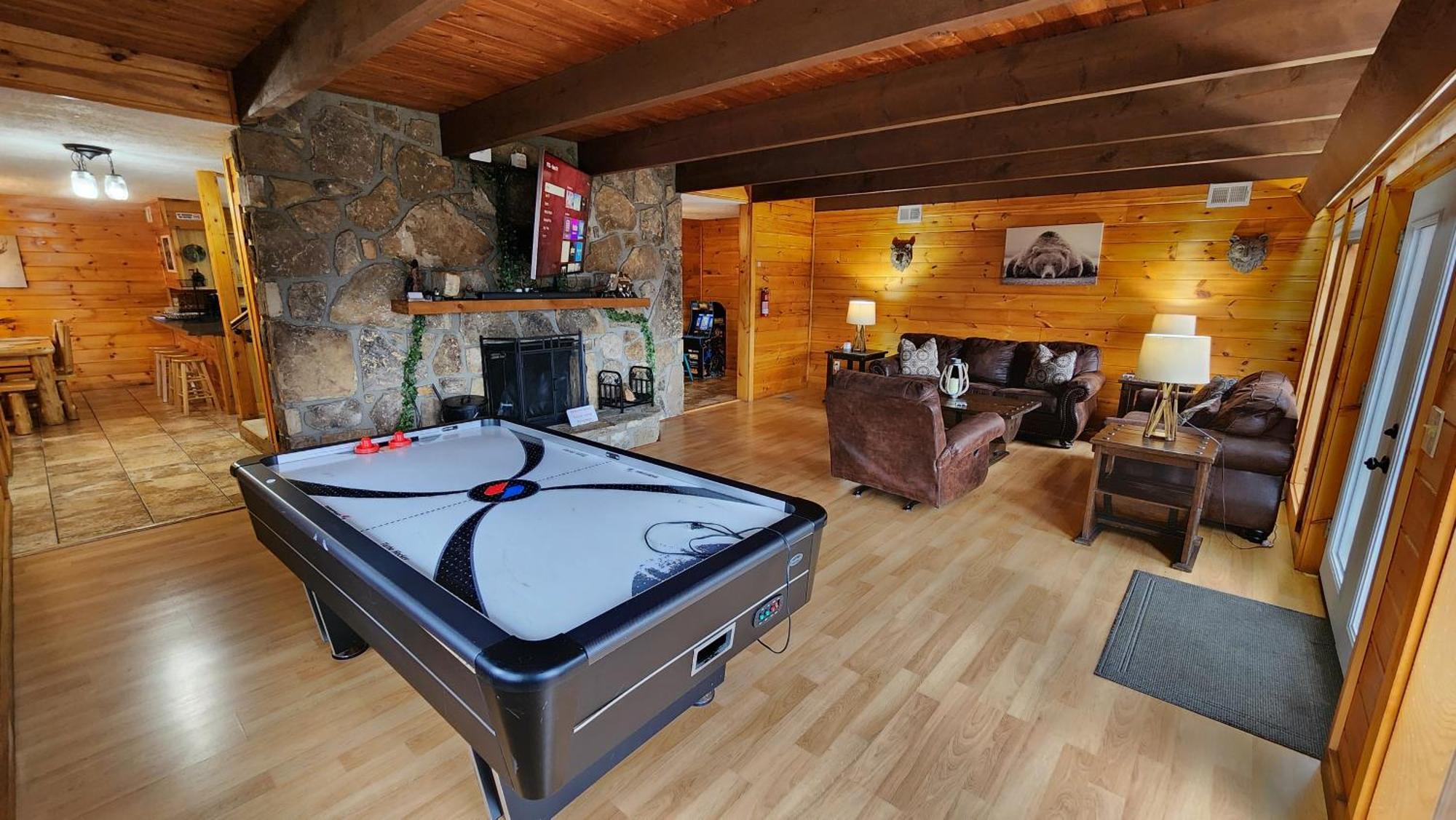 Lazy Bear Cabin Sevierville Ngoại thất bức ảnh